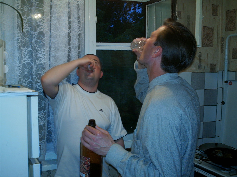 2007-02-19 21:09:00: друзья навернули