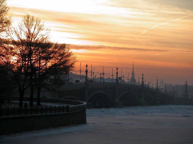 2007-06-10 18:07:30: Троицкий мост