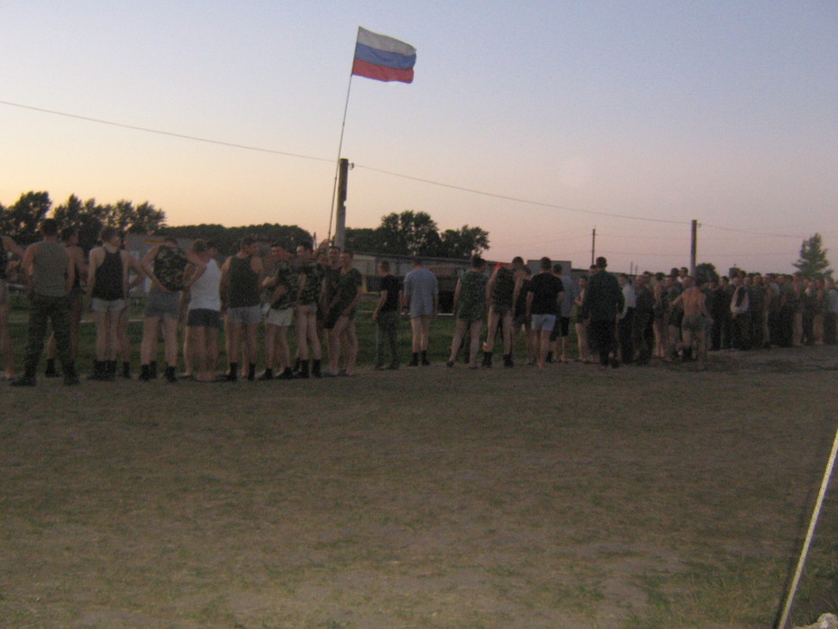 2007-09-14 23:10:39: вечерняя поверка..........