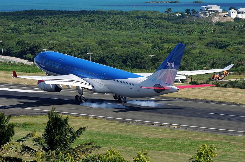 2008-08-29 10:51:55: Airbus A330-243