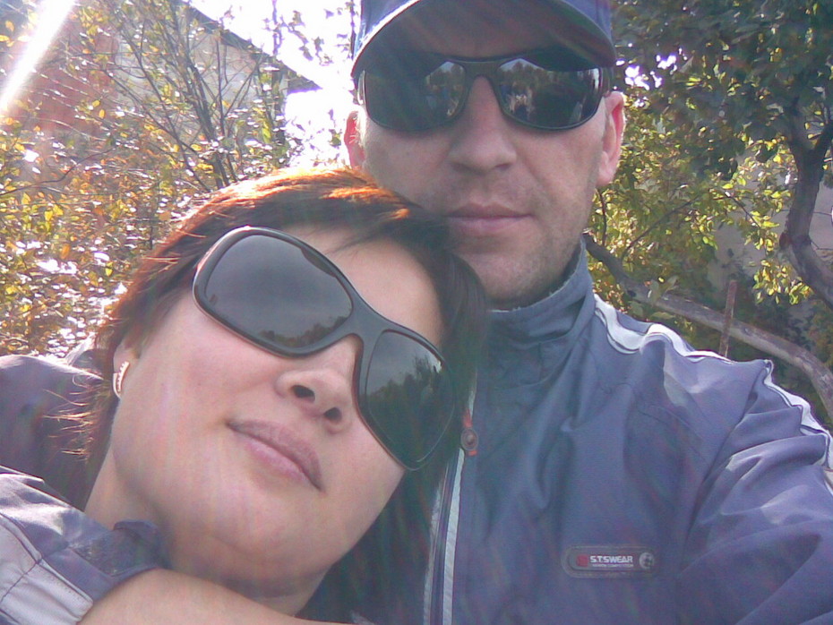 2008-11-05 19:16:46: Моя супруга и я