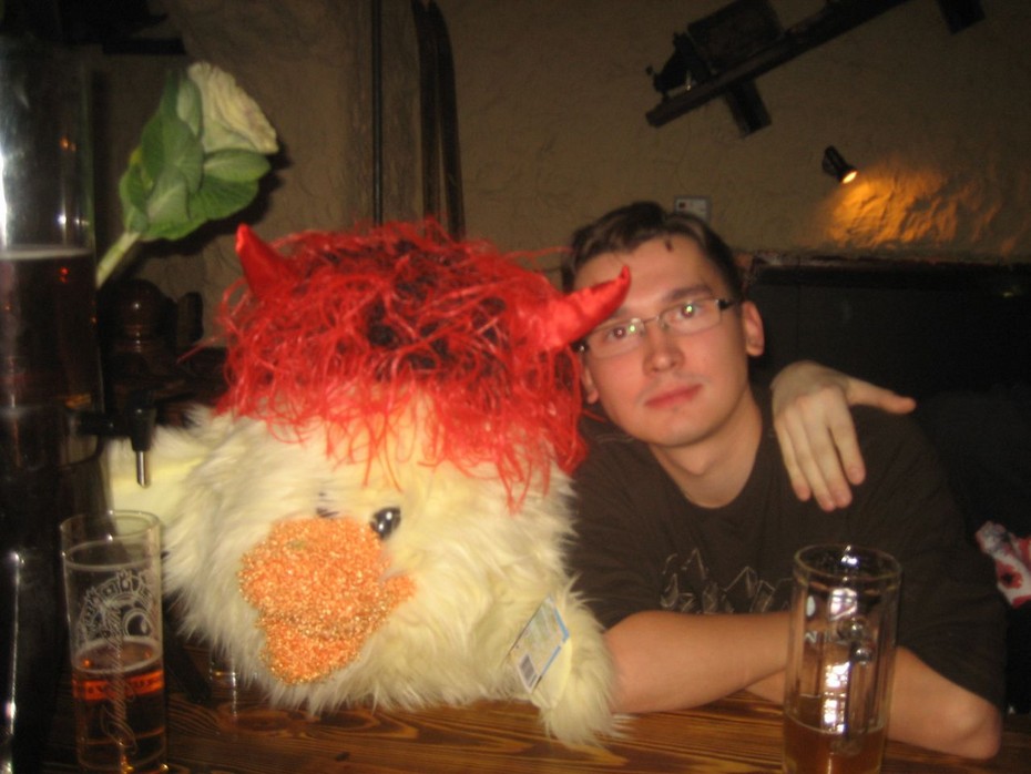2008-11-18 19:43:37: Звонили Прусю, он просил занять ему 2 места.