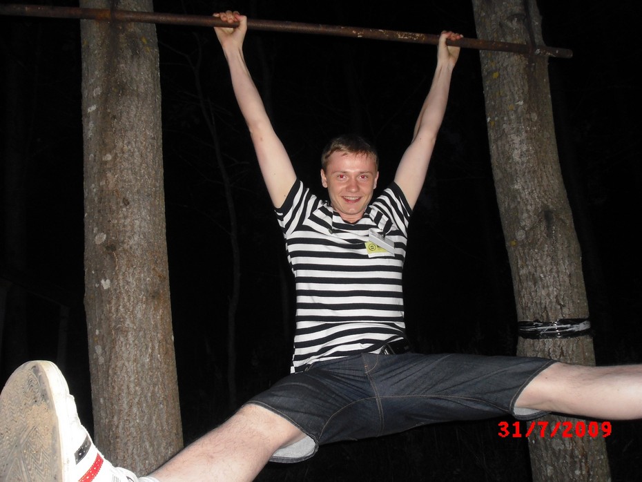 2009-08-04 00:46:33: 