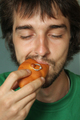 я и пирожок (2009-08-17 22:59:09)