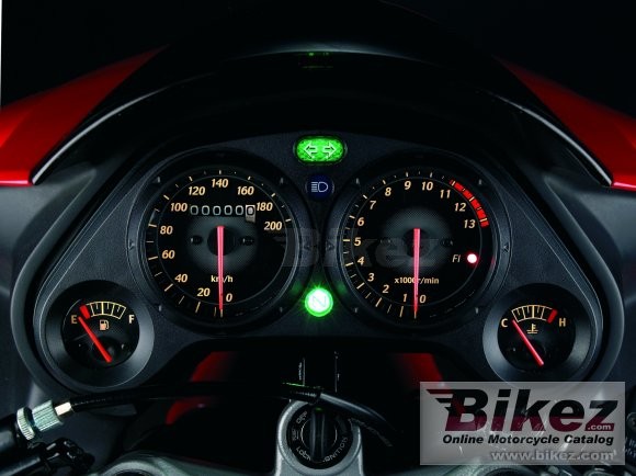 2010-11-06 20:03:08: Honda CBR 125 R
